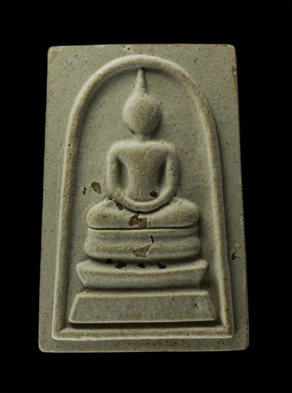 2Sep24 (15)p.jpg - พระสมเด็จ พิมพ์ใหญ่ ฝังพลอย เนื้อผงเก่าสวย พิมพ์สวย องค์ที่ 2 | https://kamulet.in.th